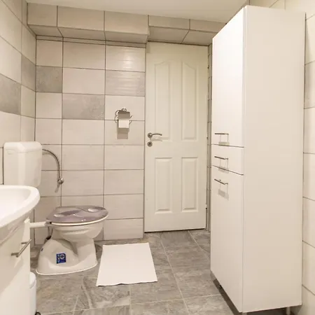 Apartment Deli Terasz A Free Parking, Self-check-in Anytime