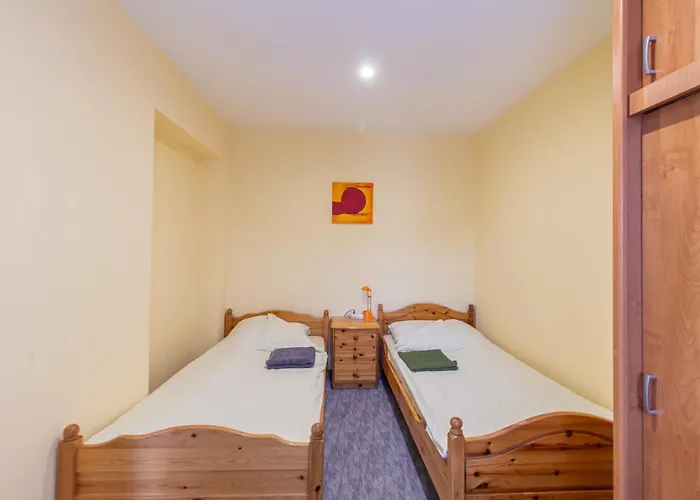 Deli Terasz A Free Parking, Self-check-in Anytime *