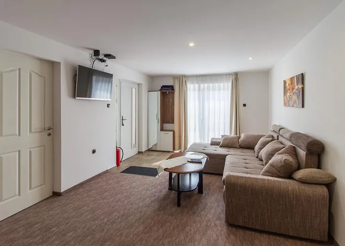 דירה Deli Terasz A Free Parking, Self-check-in Anytime גיור